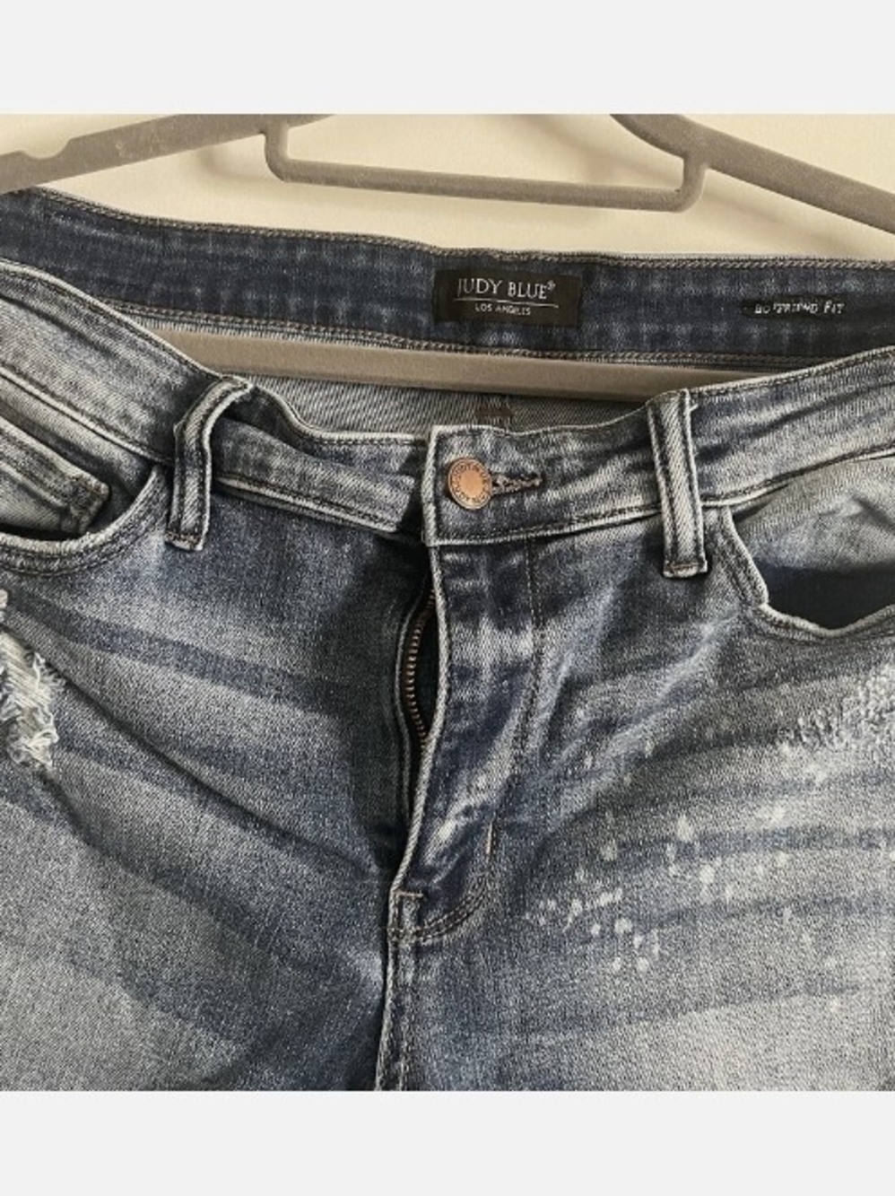 Judy Blue Faded Blue Distressed Boyfriend Jeans